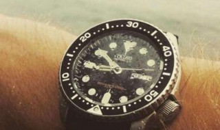 手表有水雾怎么解决 手表有水雾怎么办