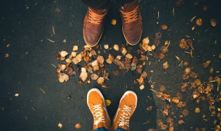 鞋底里有黑点怎么处理 如何处理鞋底里的黑点