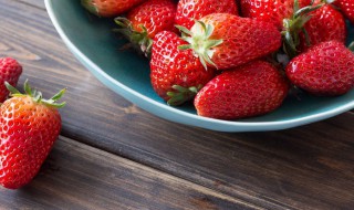 如何正确清洗打过农药的水果 正确清洗打过农药的水果的方法