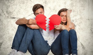 安慰朋友失恋的暖心句子 对正失恋的朋友说的话