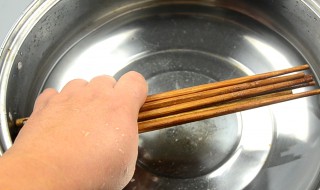 新买的竹筷要怎么处理 新买的竹筷要如何处理