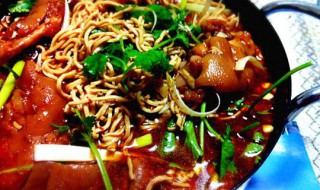 猪蹄粉丝煲怎么做 如何做猪蹄粉丝煲