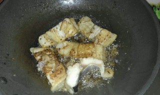 煎鱼块怎么做不糊 一定要这样煎它