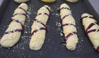 蓝莓面包如何做 蓝莓面包做法介绍