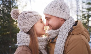 傻老婆等汉子什么意思 傻老婆等汉子的意思