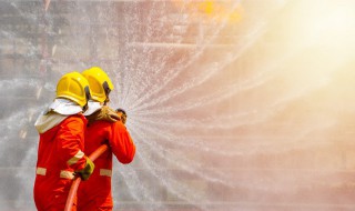 消防车的颜色是什么颜色 消防车的颜色为什么是红色