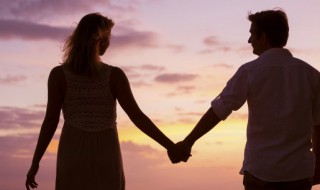 追女孩子的聊天技巧方法需要注意 追女孩子的聊天技巧方法需要注意什么