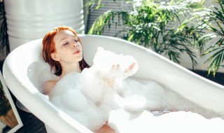 来例假能不能洗澡 月经期能不能洗澡