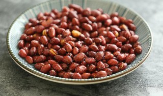 糖滚花生米怎么做 糖滚花生米的做法