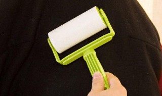 西裤粘毛裤怎么办 裤子上粘毛如何处理