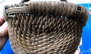 中年女人梦见自己卖娄子别人多给自己钱 中年人梦见别人多给钱含义