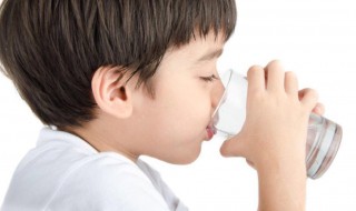 幼儿喝水的培养方法 给大家推荐这7个经验