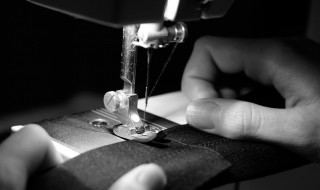 西装裤脚怎么缝 西服裤子如何收边