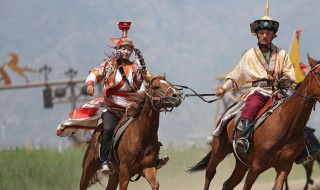 骑马的蒙古人是怎么走路的 考你一道脑筋急转弯