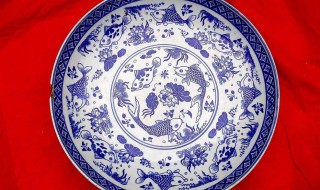 怎样辨别康熙青花瓷器 大清康熙青花瓷器怎么鉴别