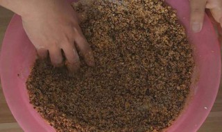 底窝料的制作方法 教你自制酿制酒香玉米