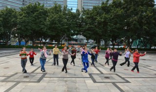 太广场舞空步后滑步技巧 后滑步的练习技巧