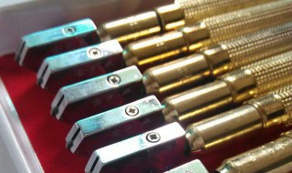 t型推刀使用方法 T型玻璃推刀使用方法