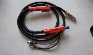 二保焊平焊手势技巧 可以这样做