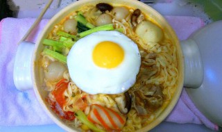 方便面煮蛋做法图解 懒人快手面食