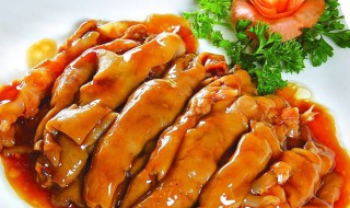 红焖羊蹄做法图解 美味佳肴做出来