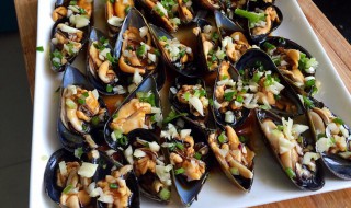 炒青口做法图解 给大家介绍一下