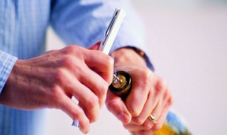 葡萄酒怎么开木塞 葡萄酒开木塞的方法步骤