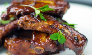 排骨烧什么好吃 什么和排骨一起烧好吃
