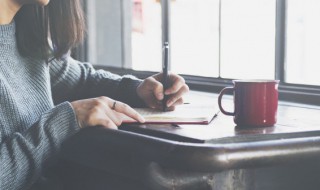 自律努力优秀的句子 自律正能量句子