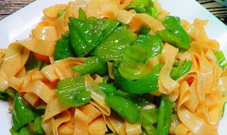 豆皮和什么一起炒好吃 辣椒炒豆皮一起炒的做法