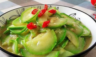 炒西胡芦怎么好吃 清炒西葫芦的做法