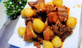 土豆炖排骨怎么做好吃 土豆炖排骨好吃的做法介绍