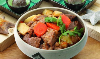 炖羊肉放什么菜好吃 炖羊肉搭配什么菜好吃