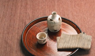 借酒消愁的心情短语 关于借酒消愁的说说