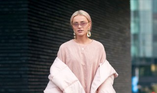 羽绒服怎么变得蓬松 可以采取什么有效的办法