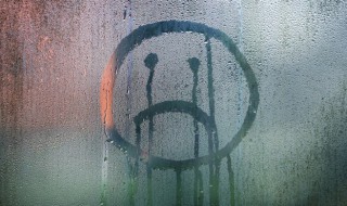 一座城一个人唯美句子 关于一座城一个人的说说