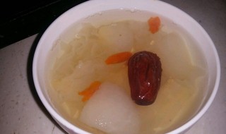 冰糖雪梨煮多久 冰糖雪梨的做法