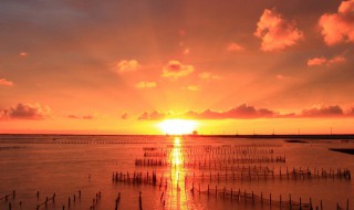 落日黄昏唯美简短句子 日落黄昏的唯美句子