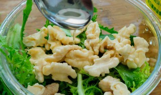 凉拌核桃怎么做呢 这样做的最好吃