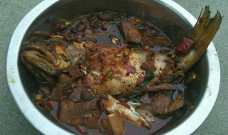 最简单家庭炖鱼做法 炖鱼做法分享