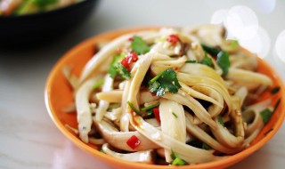 用杏鲍菇如何做凉菜 凉拌杏鲍菇做法介绍