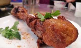 烤羊腱子怎么做 烤羊腱子的方法