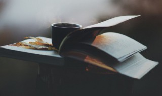 配云朵的文案 关于云的唯美文案