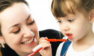 牙齿洗刷方法 怎样刷洗牙齿干净又健康