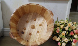 白酒泡脚的正确方法 白酒怎么泡脚