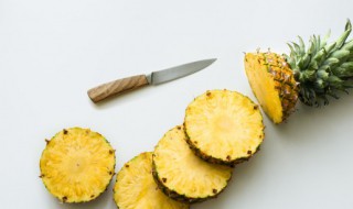 菠萝削皮后可以隔夜吃吗 菠萝削皮后能隔夜吃吗