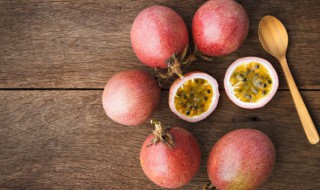 剥好的百香果不小心放在冰箱冷冻室怎么办 剥好的百香果不小心放在冰箱冷冻室怎处理