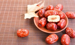 红枣辅食要不要去皮 宝宝吃红枣泥要去皮吗