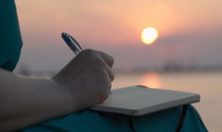 秋天的早晨怎样的可爱呢仿写 秋天的早晨如何可爱呢仿写