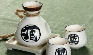 把酒言欢意思 把酒言欢意思介绍